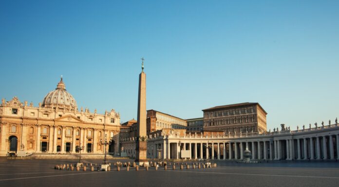 15 Curiosidades do Vaticano, Dados e mistérios da Santa Sé